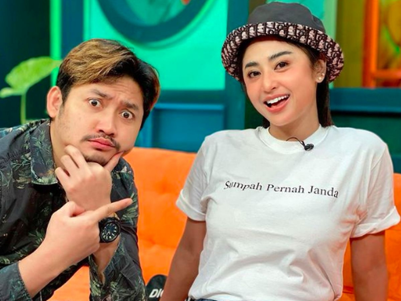 Digugat Cerai, Dewi Perssik Langsung Buka Aib Angga Wijaya? Digugat Cerai, Dewi Perssik Langsung Buka Aib Angga Wijaya?