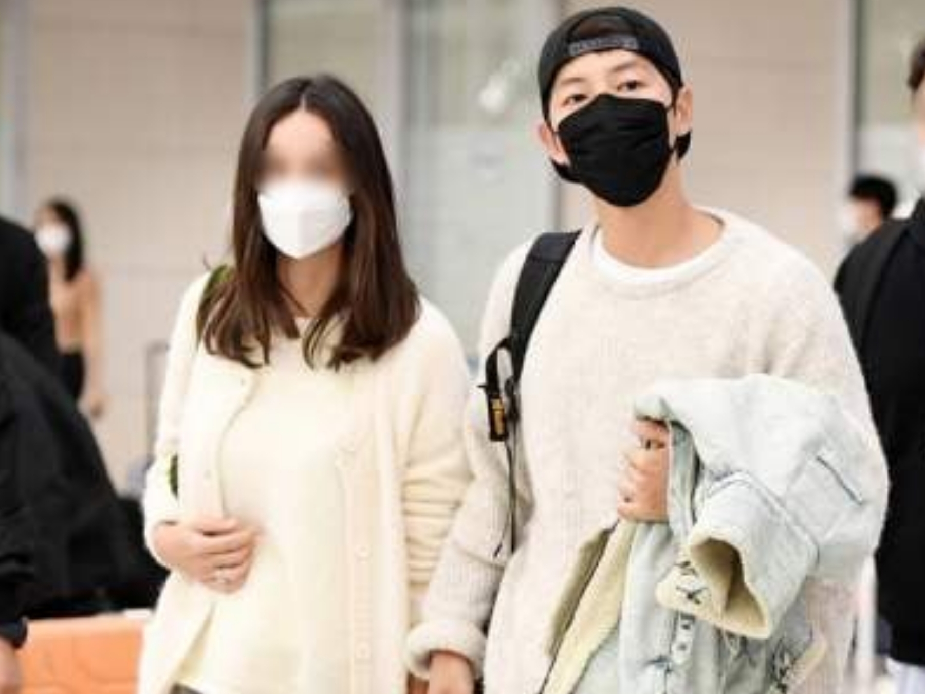 Breaking News! Song Joong Ki Sudah Menikah Dan Mau Punya Anak? Breaking News! Song Joong Ki Sudah Menikah Dan Mau Punya Anak?